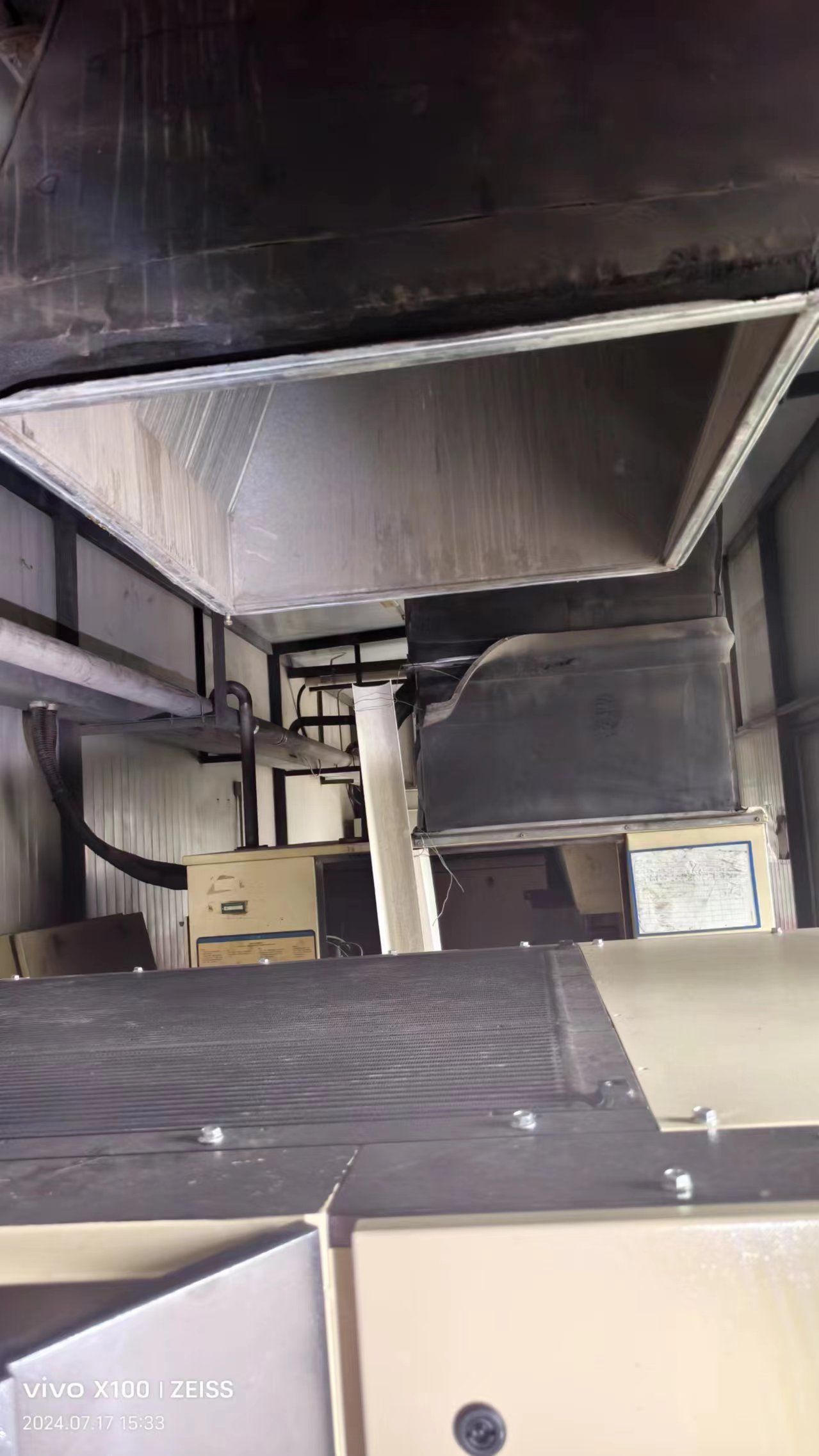 上海某食品公司使用英格索兰RM75n螺杆式空压机系统